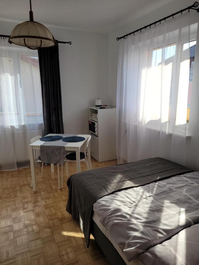 Apartamenty I Pokoje Goscinne Zosia Darlowko Exterior photo